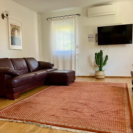 Bed and Breakfast Cozy House Close To Center Λιουμπλιάνα